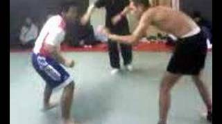 Flying armbar... unbelievable !