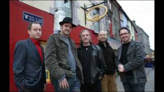 Saw Doctors - Same Old Town