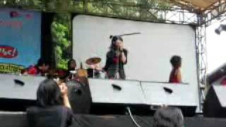 Seize -Bright Down (Nami Tamaki cover) @ Gelar Jepang UI 2009