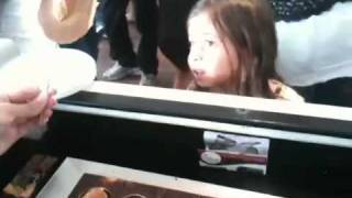 בר מתוקים לחתונה | פנקייק על מקל | קרמבו הפקות