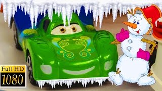 Мультик про МАШИНКИ - Слепим СНЕГОВИКА и ПОКОРИМ СЕВЕР