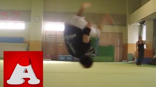 Acrobat Practice/Bboy Aichi&HIDE