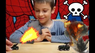 набор LEGO военная техника, батник FNAF 2017 PIZZA, носки МИНЬОНЫ