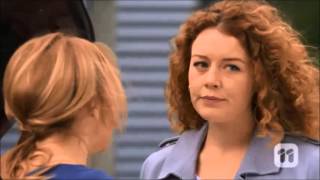 Steph and Belinda kiss scene ep 7242