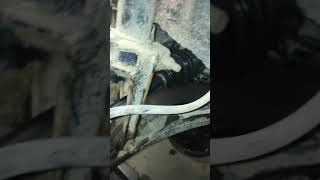 3/5 Changing cv axles on 06' jeep commander