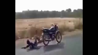 Приколы. Неудачные трюки на мотоциклах.