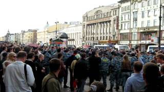 Разгон демонстрации на Гостинке в Питере 31 августа 2011