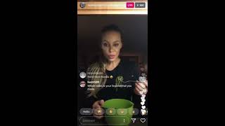 Pornstar Nicole Aniston cooking tutorial
