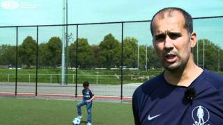 Voetbaltalentje Ilyas Zaidan is hit op YouTube