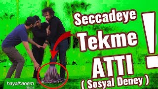 Burada Namaz Kılamazsınız! Seccadeye Tekme Attı l Sosyal Deney - Sinan Çetin