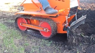 МиниБульдозер по чернозему. Нumus plowing with a minidozer