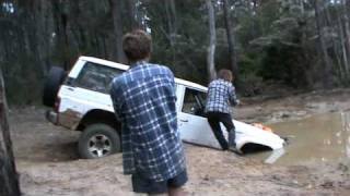 4X4 GLASSHOUSE MOUNTAINS 2010