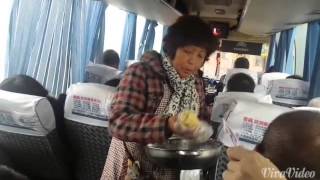 Un Mexicano en China | Elotes en bus chino
