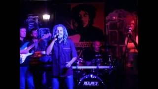 ROOTS REVIVAL COVER    REGGAE FI BACK !!!  1