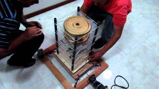 Simulador sísmico - sismo aislante / seismic simulator