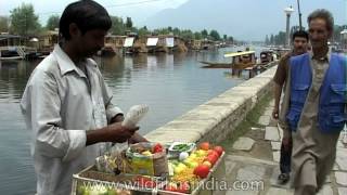 Traffic and Roadside food seller in Srinagar town, India