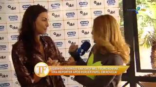 RedeTV! Em rede com você   Mel Fronckowiak se diverte com dor de Santoro em depilação
