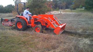 2011 kubota hst L3200