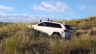 Grand Cherokee WK2 против Паджеро 4