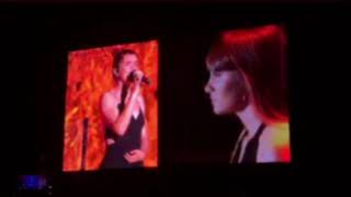 Amaia y Aitana Con Las Ganas Concierto OT VALENCIA  vía periscope