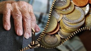 Anche i VIP colpiti dal taglio dei vitalizi, ecco quanto perdono e quanti soldi gli restano al mese