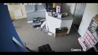 Hikvision Low Light (DS-2CD2325FWD-I) vs 4 Megapixel (DS-2CD2142FWD-I)