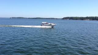 Regal 255 XL Ambassador cruising