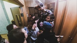 РАЗБИЛИ ВИТРИНУ В ЦВЕТОЧНОМ МАГАЗИНЕ| ВПИСКА | ДОЕБАЛИСЬ ХАЧИ | Мой первый влог