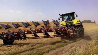 2 Трактора  CLAAS AXION 930  на вспашке поля