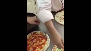 HỌC LÀM BÁNH PIZZA P2
