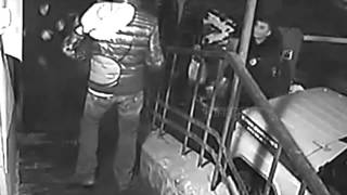 Нападение с ножом на полицию в России