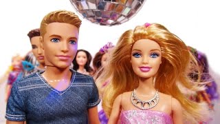 Barbie'nin Parti Elbiseleri!