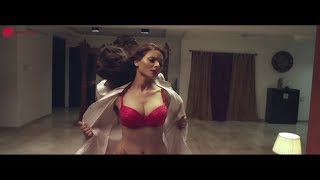 Hot Naval press and kiss video |Best romantic video ever | Watsapp couple status