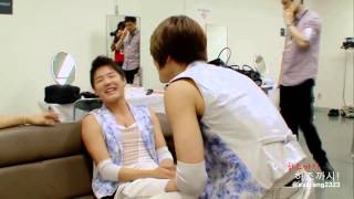 [ENG] Fansign - Jaejoong and Junsu's dangerous situation^^ 20122010