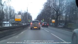 Чудак на букву "М" в Toyota Camry. гос.номер:  Т 532 СА 98rus.