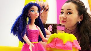 Маринетт готовит подарок Эдриану на День Рождения