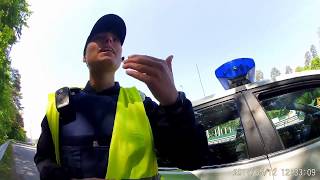 Бездарь самка полиции на Житомирском КП г. Киева. Эпизод 2