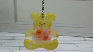 クマチャーム使用して
ネイルプレート＆UVレジンします