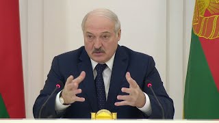 Лукашенко: Заборы выстроили в воду! Организовали для своих посудин причалы! Это негоже!