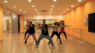 Los Ilegales - La Morena - Luis Calanche Choreography