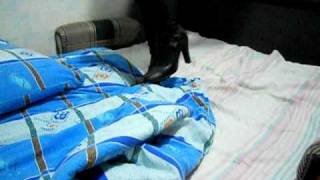 bed end bread trample