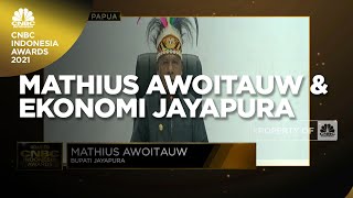 Mathius Awoitauw & Peran Masyarakat Adat Bagi Ekonomi Jayapura