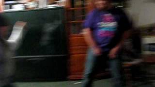 DO DA STANKY LEG...