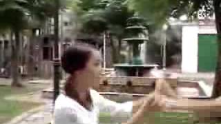 Pero yo no voy a Entrar - de Lali y Cande