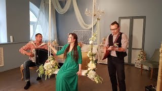 ♫ ♫ БОЖЕ КАК  ПОЁТ ЭТА КРАСАВИЦА  ( АРИЯ ПОТЕРЯННЫЙ РАЙ ) НА БАЯНЕ