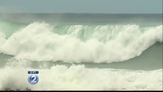 High surf shuts down Kamehameha Hwy. along Oahu’s North Shore