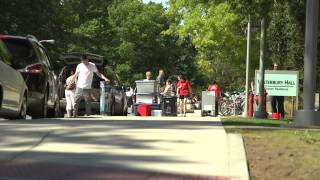 Move-in Day at SUNY Oswego 2015
