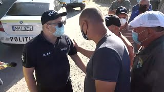 Полиция остановила колонны сельхозтехники на подступах к Кишиневу