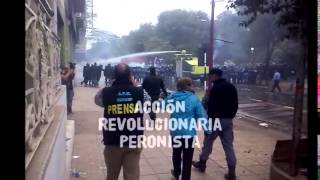 Represión en plaza 25 de mayo - 04 06 14