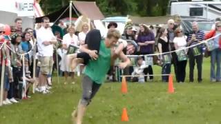 Wife Carrying Contest Lift and Carry 1